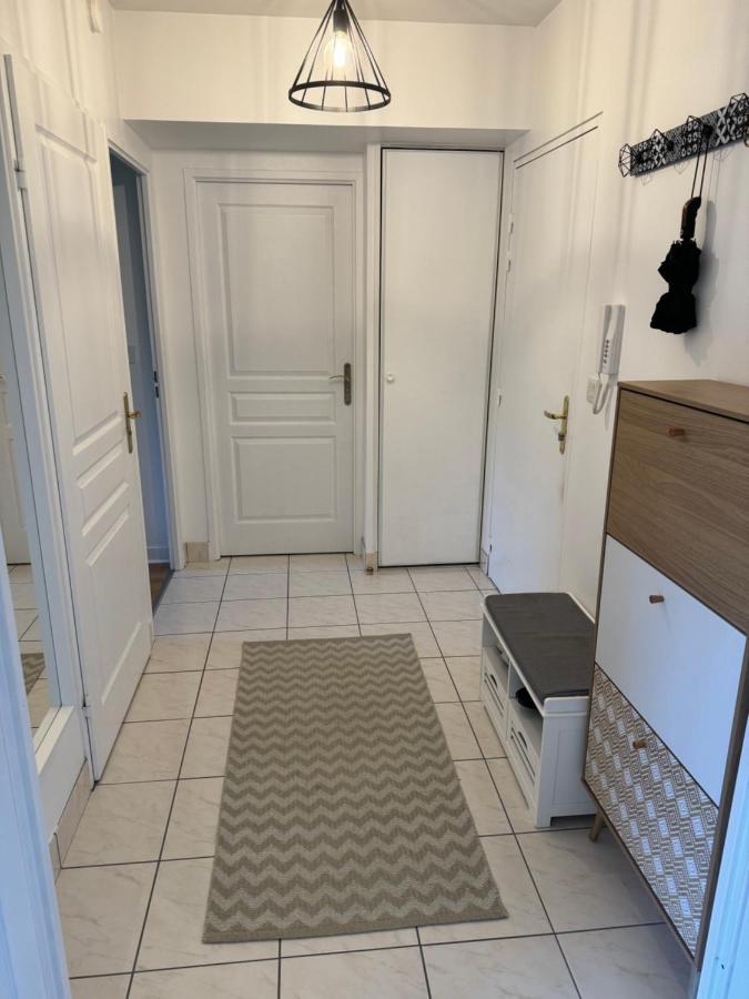 Appartement Centre Avec Balcon Parking Prive Orleans Exterior photo